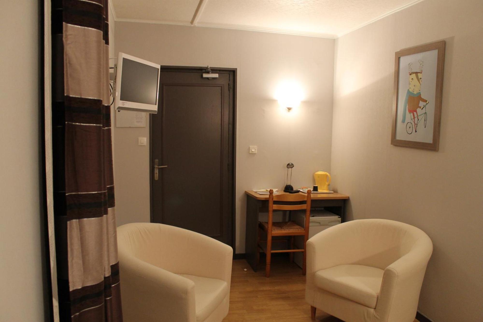 Hotel Les Alpes Allevard Rom bilde